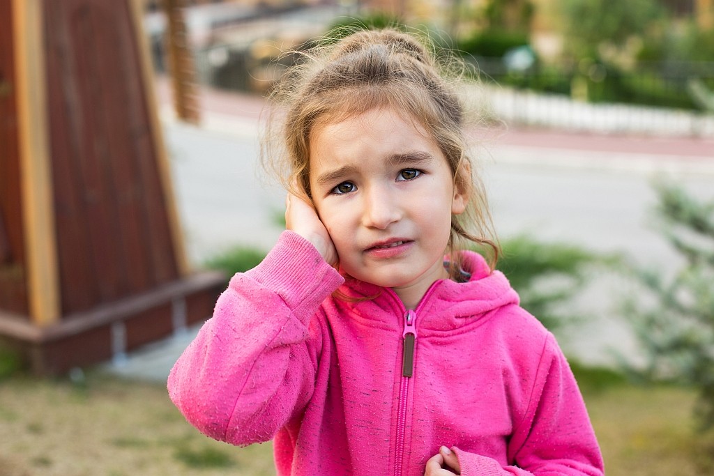 Chiropractic Care for Ear Infections in Children Dr. Thomas Forest